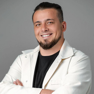 Артем Маршалов